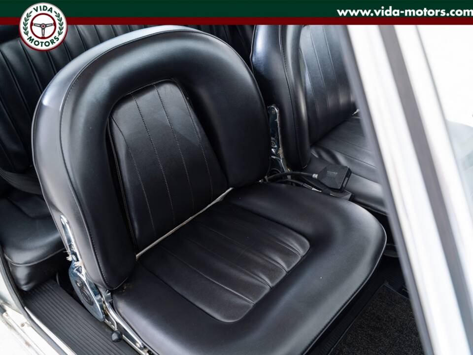 Image 10/15 de Lancia Fulvia 1.3 S (1971)