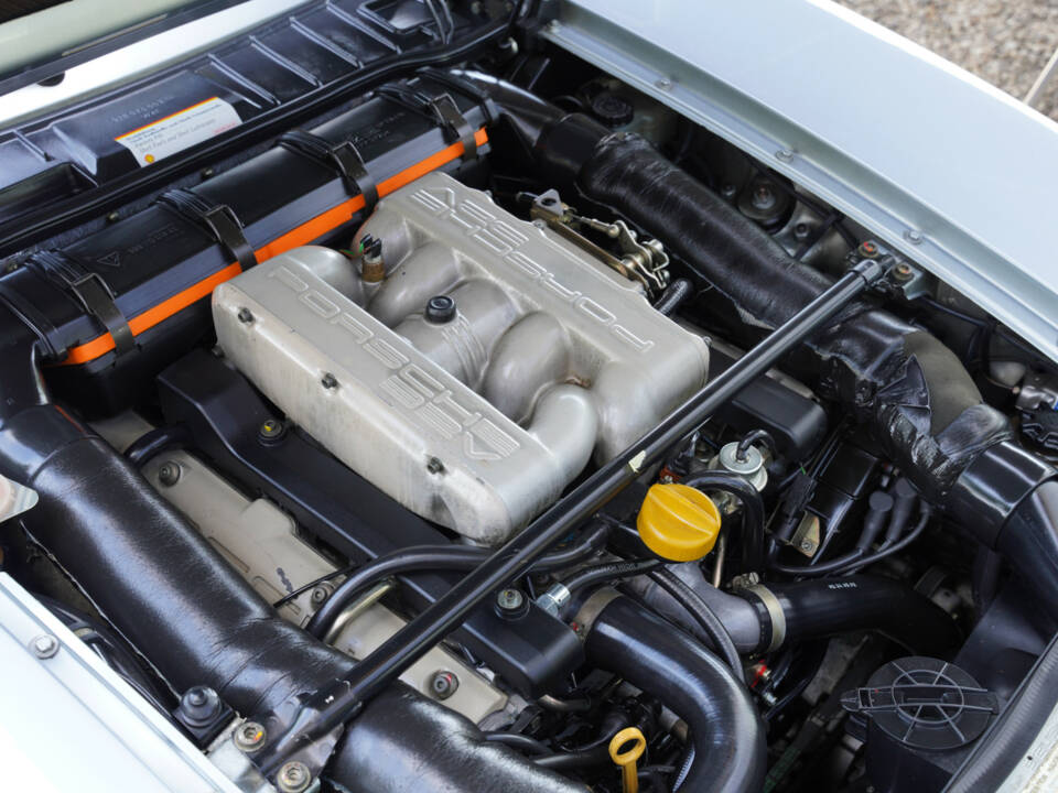 Immagine 30/50 di Porsche 928 GTS (1993)