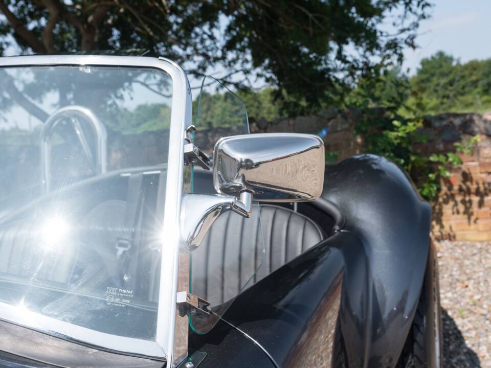 Image 21/55 of AC Cobra Mk IV (1989)