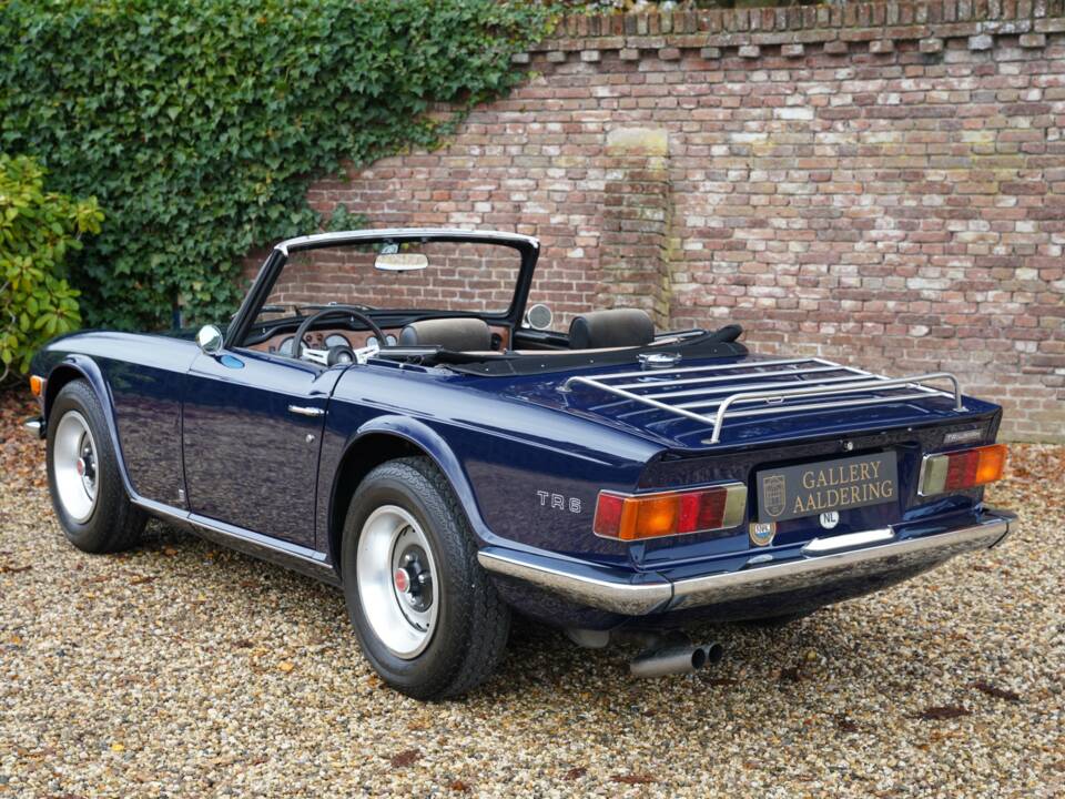 Image 29/50 of Triumph TR 6 PI (1972)