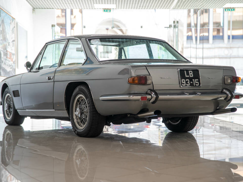 Image 3/40 of Maserati Mexico 4200 (1967)