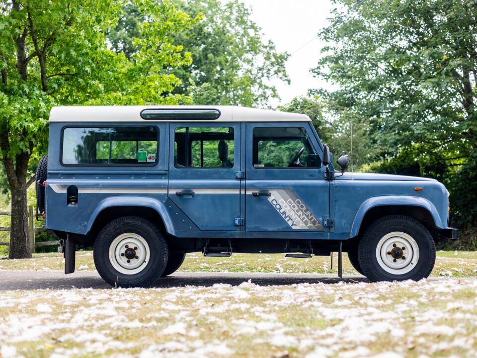 Image 10/50 of Land Rover 110 (1988)