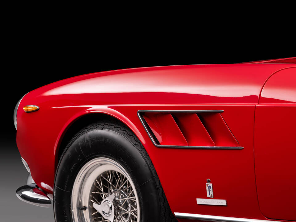 Image 10/28 of Ferrari 275 GTS (1965)