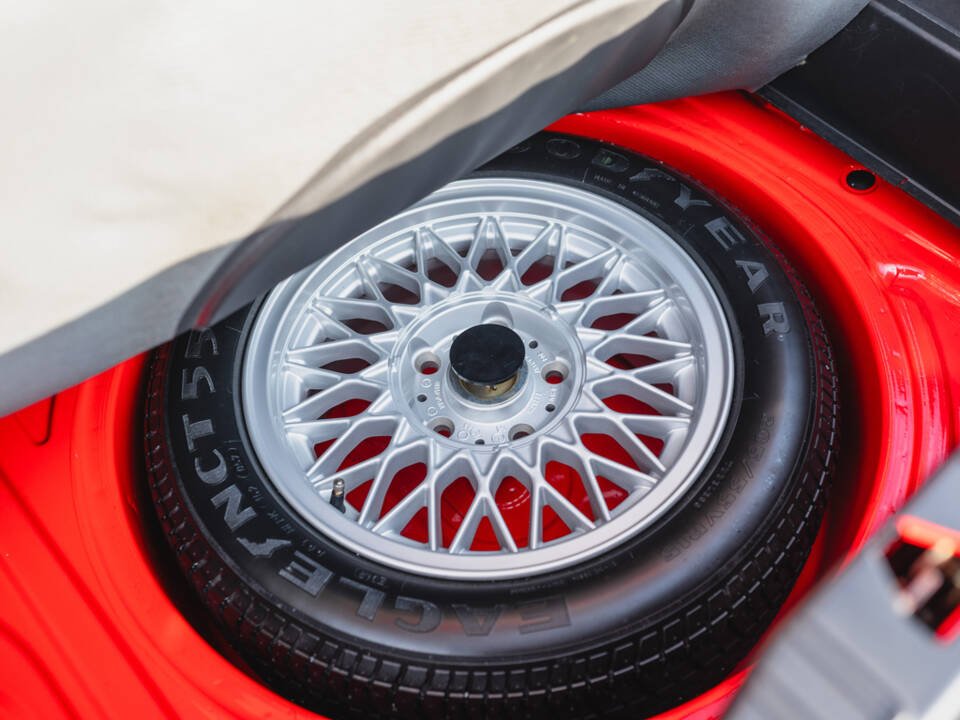 Image 37/50 of BMW M3 (1987)