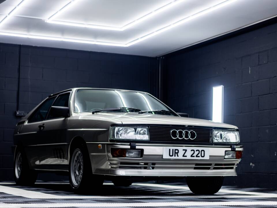 Image 7/46 of Audi 200 Avant quattro - 2.1 Turbo (1985)