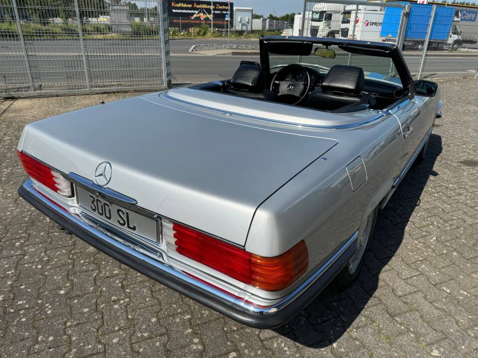 Bild 5/72 von Mercedes-Benz 300 SL (1988)