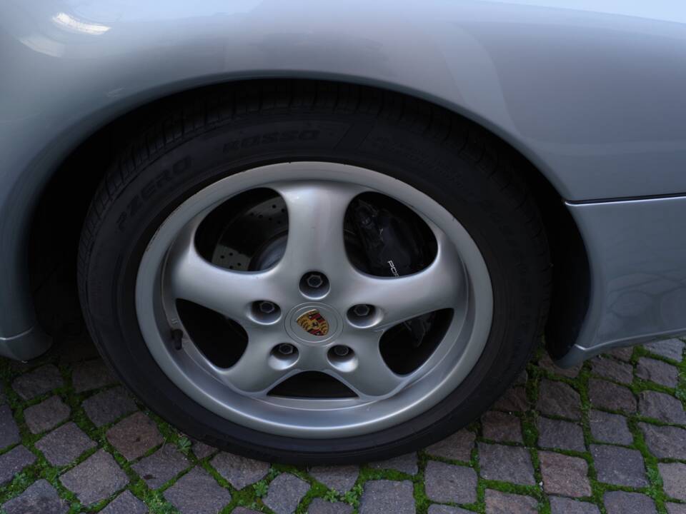 Image 16/16 of Porsche 911 Carrera (1994)