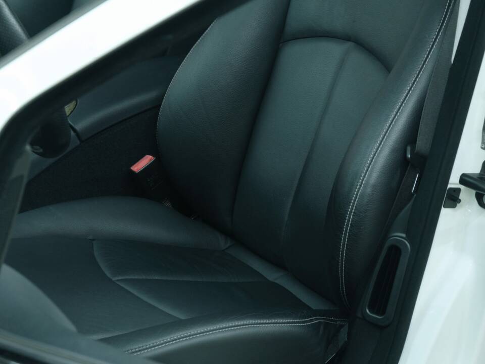 Bild 40/50 von Mercedes-Benz E 500 (2007)