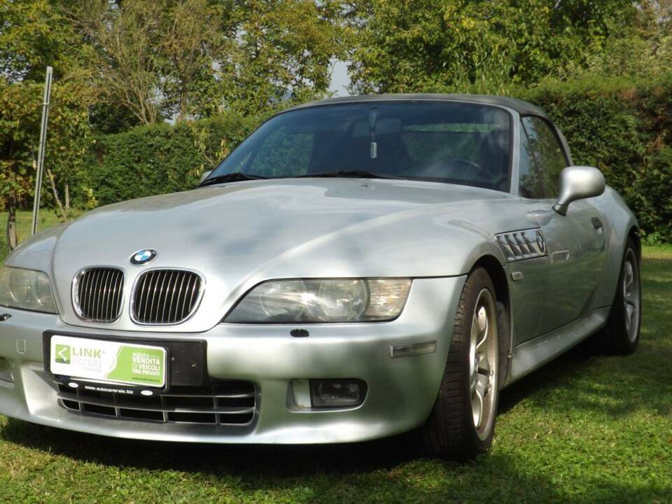 Bild 4/50 von BMW Z3 Cabriolet 3.0 (2000)