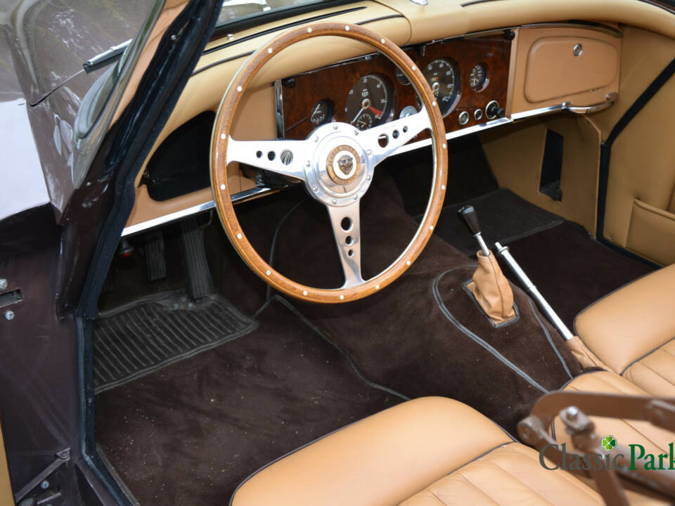 Bild 35/50 von Jaguar XK 150 3.4 S OTS (1959)