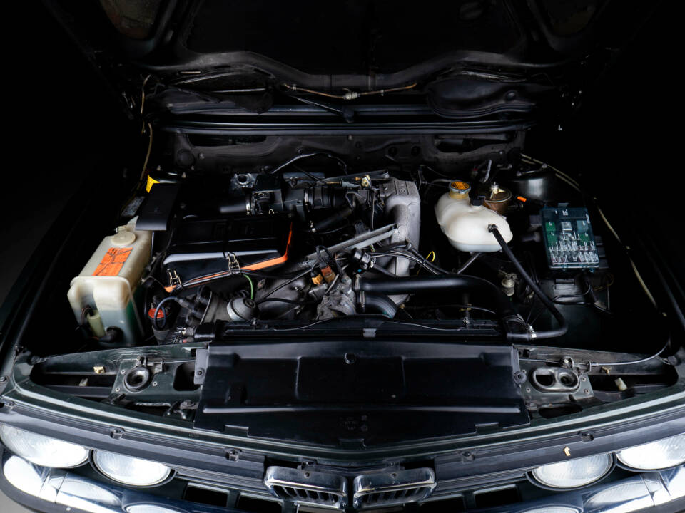 Immagine 38/43 di BMW 528i (1986)