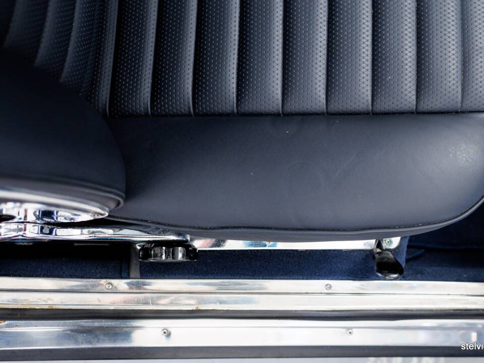 Bild 28/35 von BMW 3,0 CSi (1974)