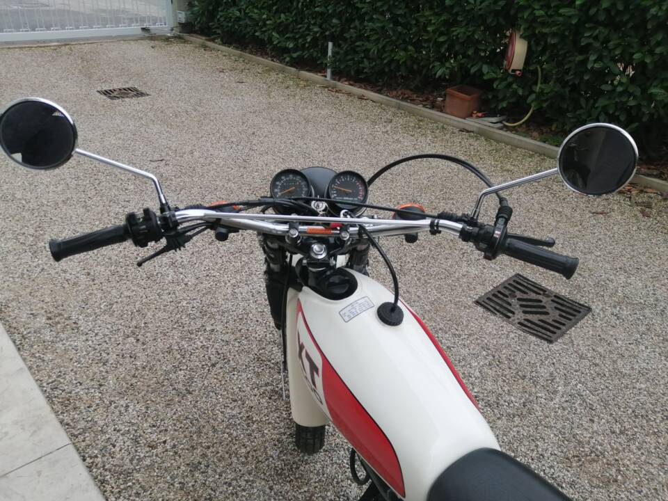 Immagine 5/16 di Yamaha DUMMY (1979)