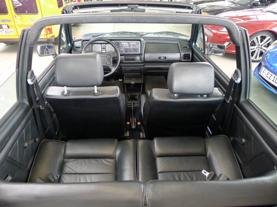 Image 35/36 of Volkswagen Golf Mk I Convertible 1.6 (1987)