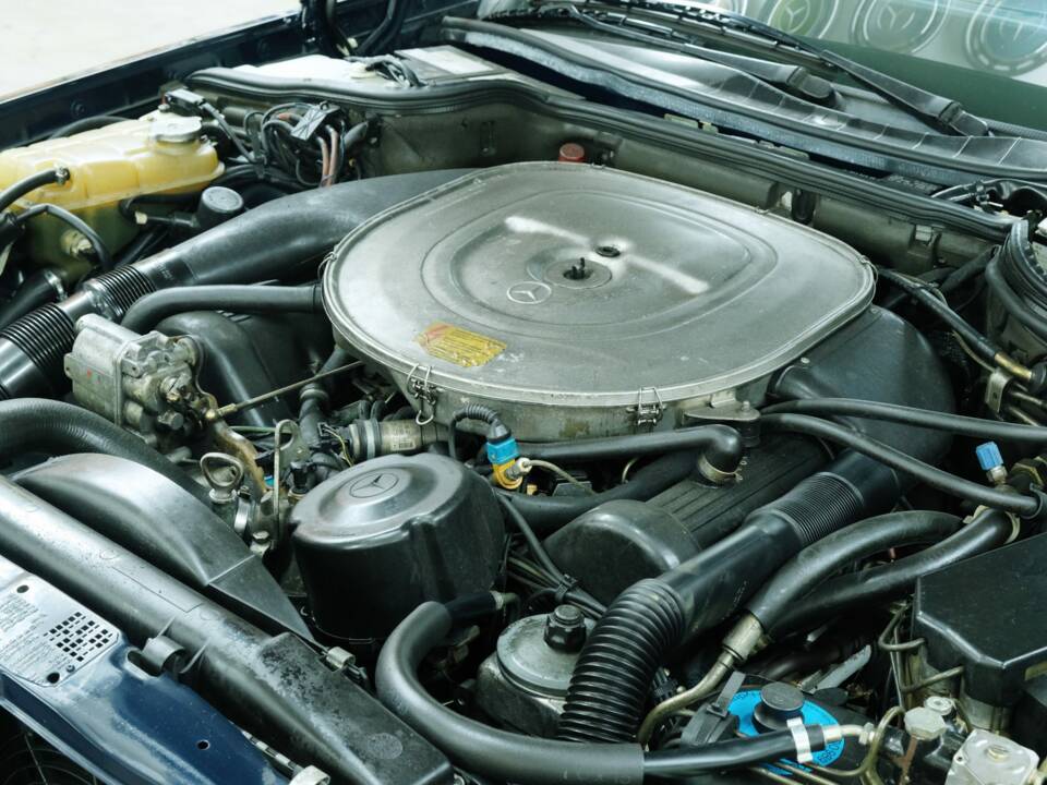 Bild 14/50 von Mercedes-Benz 500 SEL (1990)
