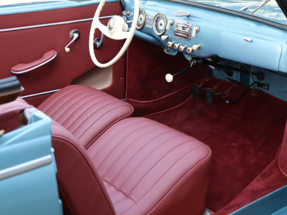 Image 33/50 of Dyna-Veritas Cabriolet (1952)