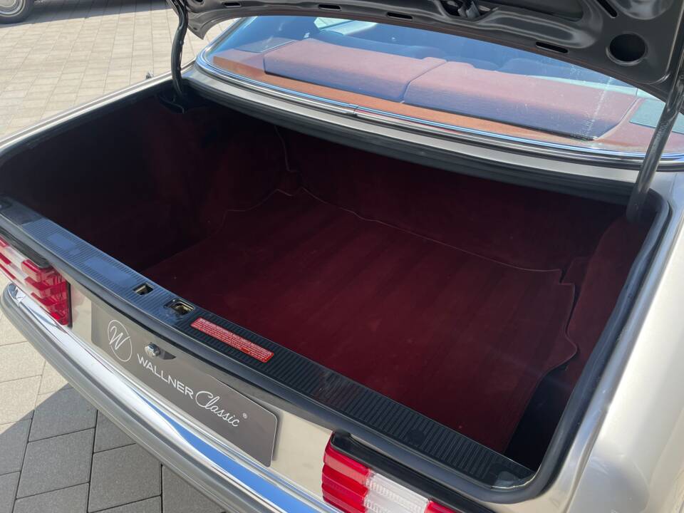 Bild 28/48 von Mercedes-Benz 500 SEC (1985)