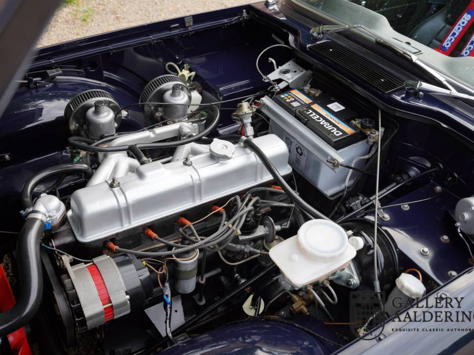 Image 11/50 of Triumph TR 6 (1973)