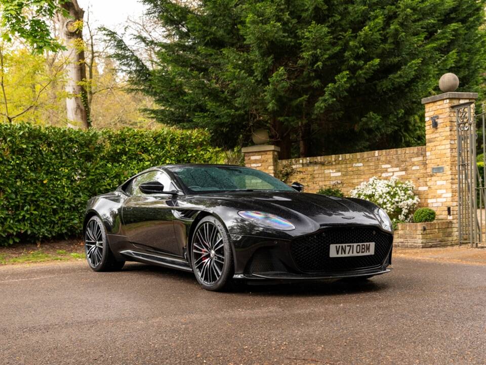 Bild 18/18 von Aston Martin DBS Superleggera (2021)