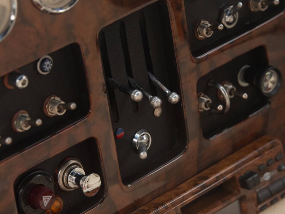 Bild 25/46 von Gilbern Invader (1972)