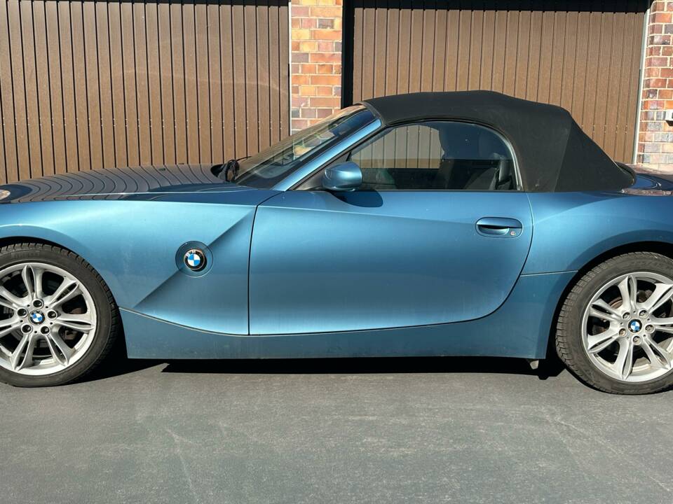 Bild 9/14 von BMW Z4 3.0i (2003)