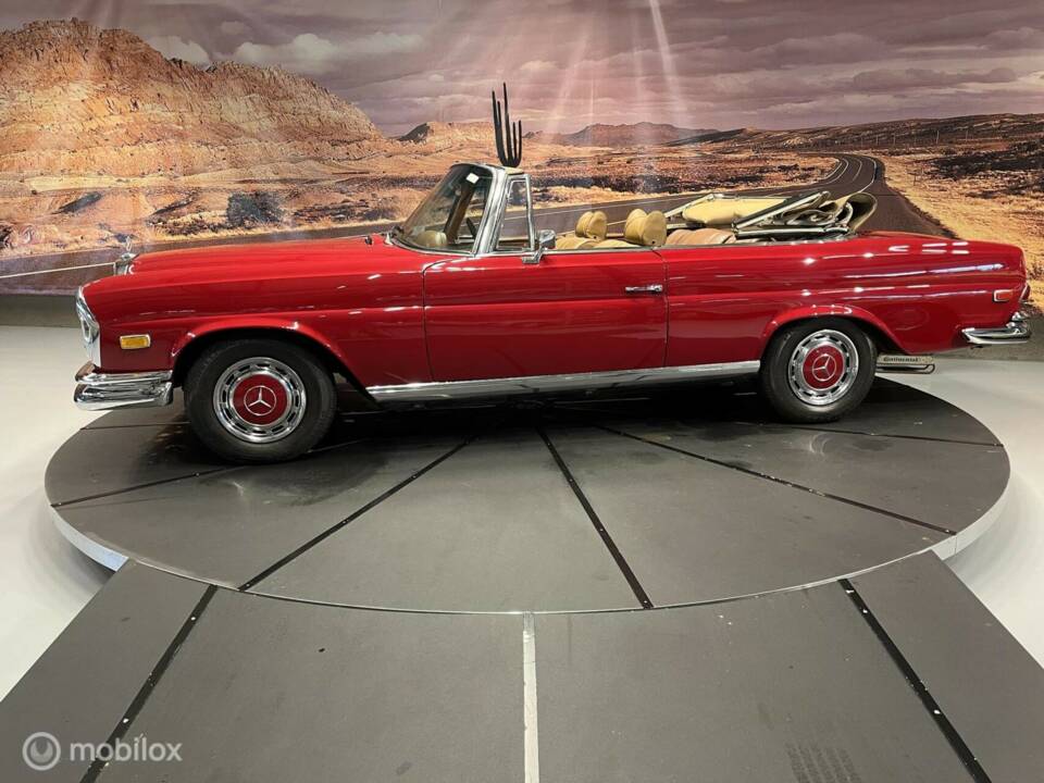 Image 35/40 of Mercedes-Benz 280 SE (1969)
