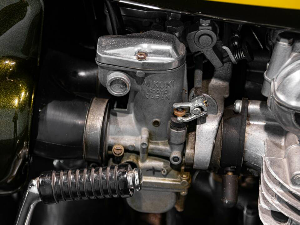 Image 11/50 de Kawasaki DUMMY (1975)