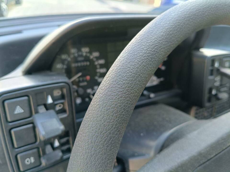 Image 13/48 of FIAT Uno 60 (1988)