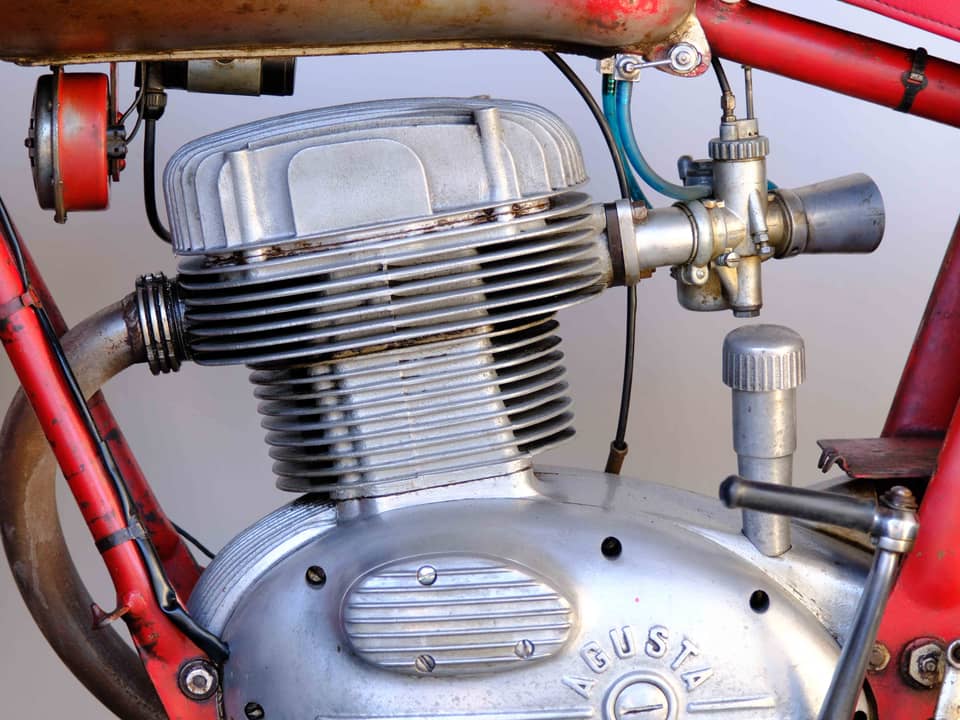 Image 43/83 of MV Agusta 175 CS Sport Disco Volante (1955)