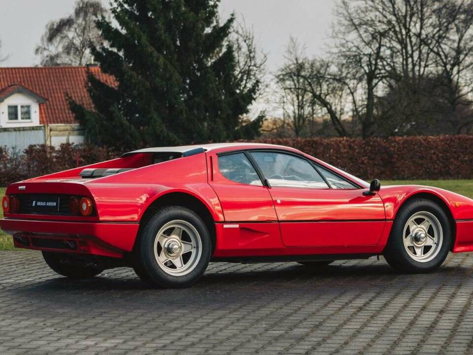 Image 4/25 de Ferrari 512 BBi (1982)