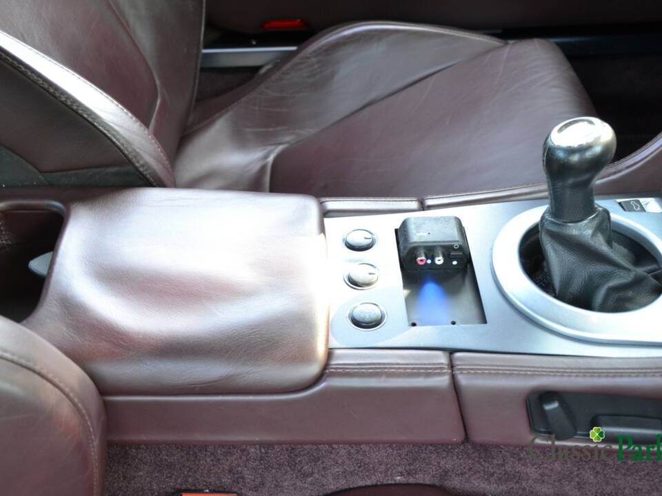 Image 35/50 de Aston Martin V8 Vantage (2005)