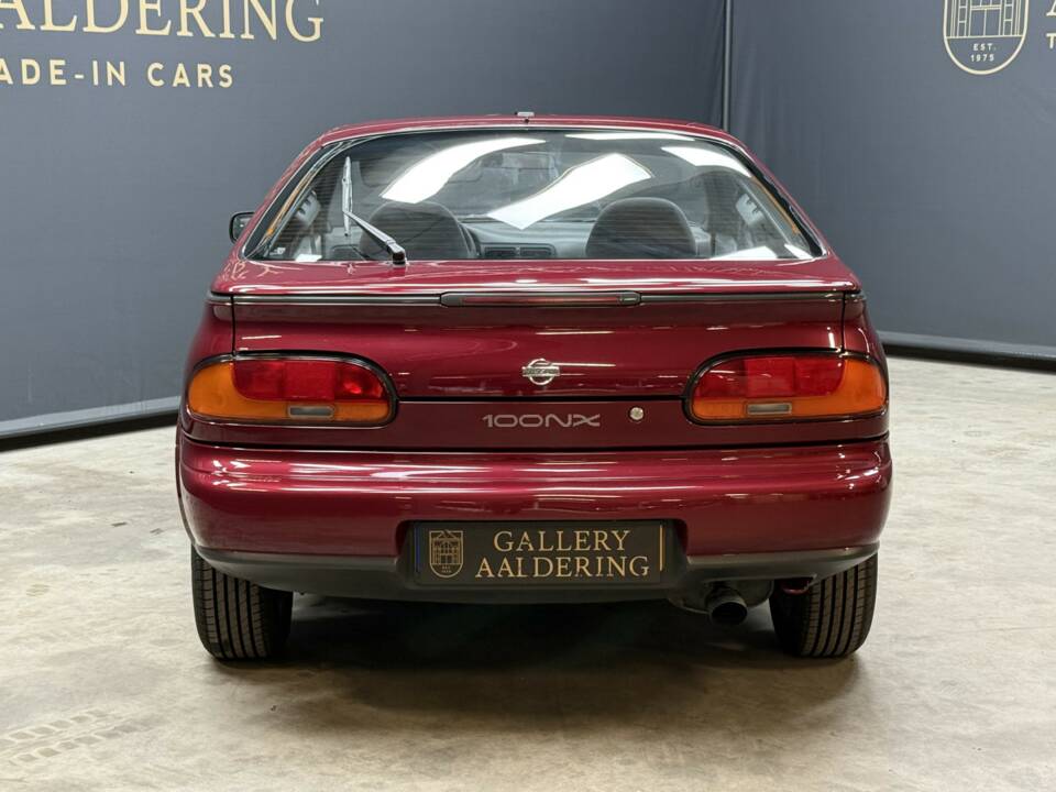 Image 6/50 of Nissan 100 NX (1994)