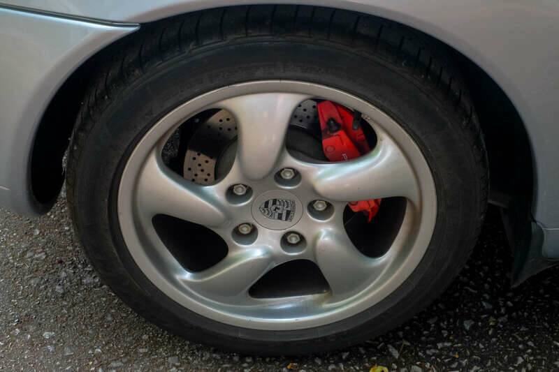 Image 22/50 of Porsche Boxster S (2002)