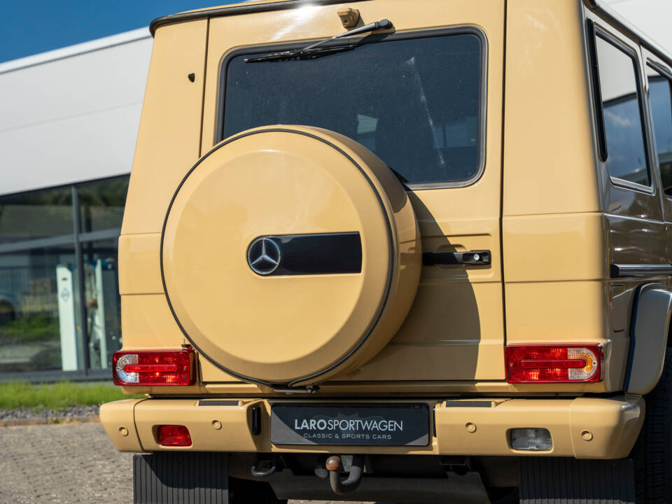 Image 28/33 of Mercedes-Benz G 500 (LWB) (2017)