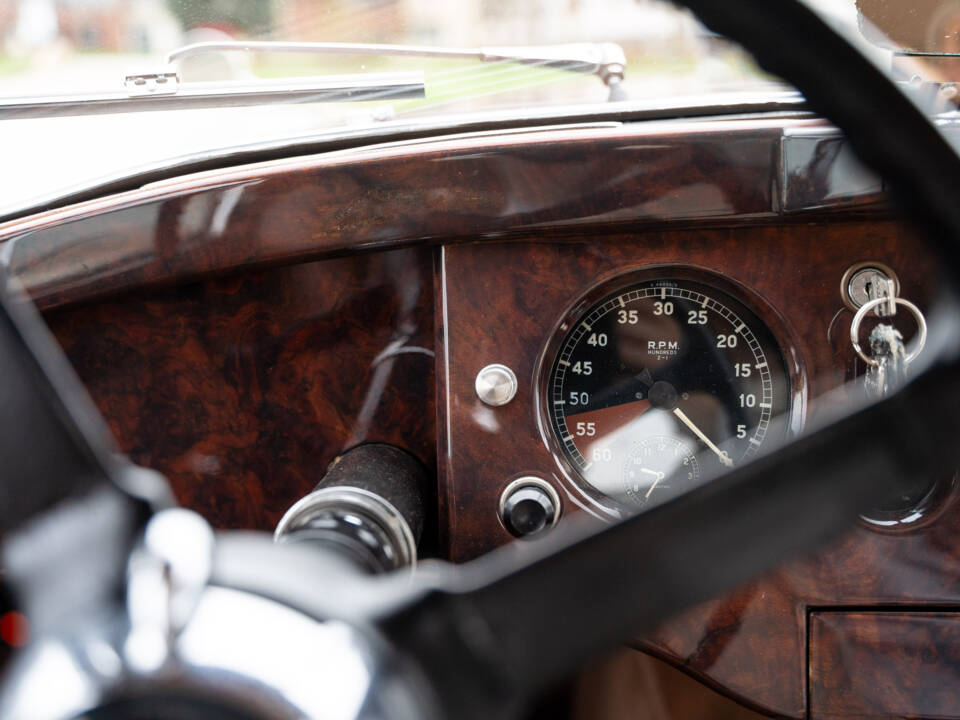 Bild 47/50 von Jaguar XK 120 SE FHC (1952)