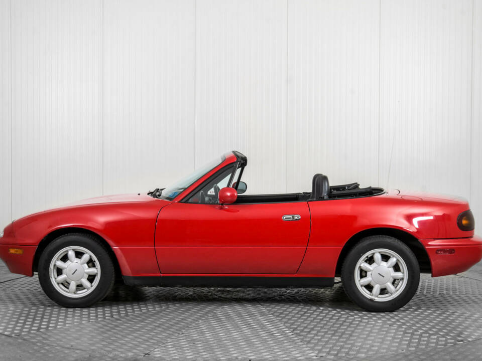 Image 9/50 de Mazda MX-5 1.6 (1992)