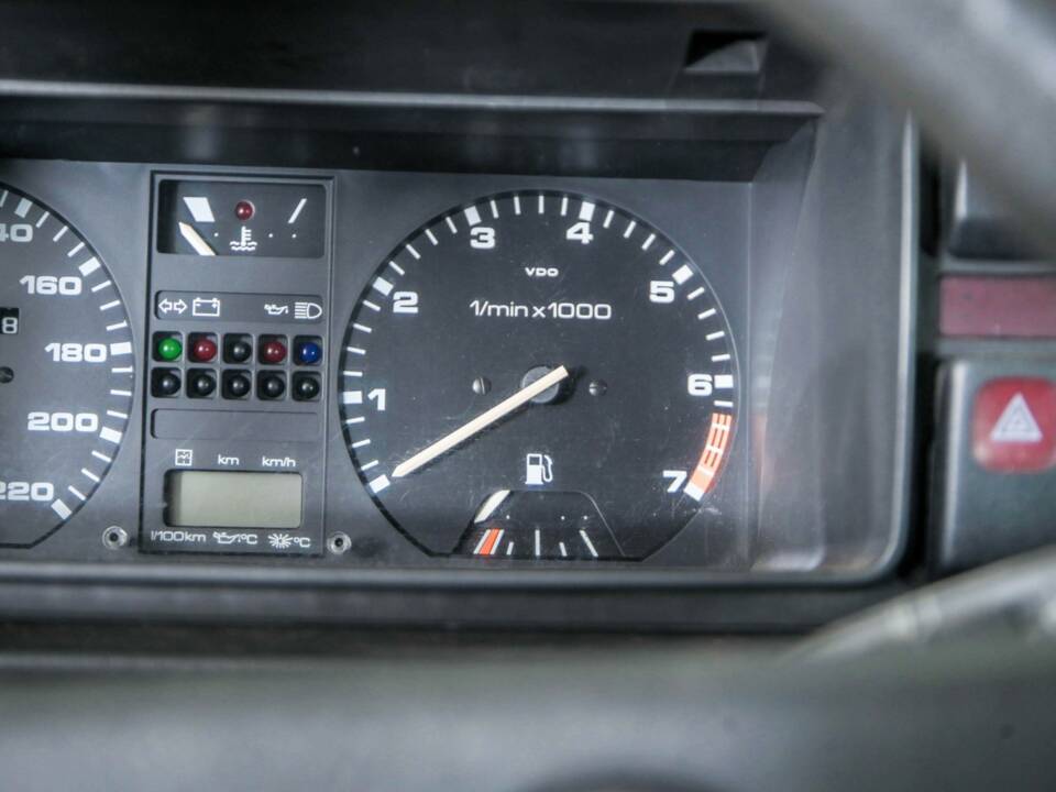 Immagine 21/46 di Volkswagen Jetta II 1.8 (1985)