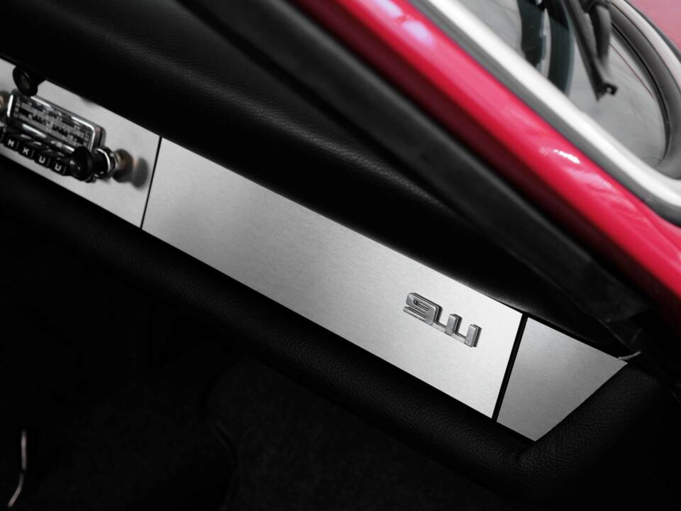 Bild 29/43 von Porsche 911 2.0 T (1967)