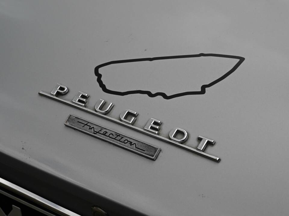 Image 17/50 of Peugeot 504 Coupé (1973)