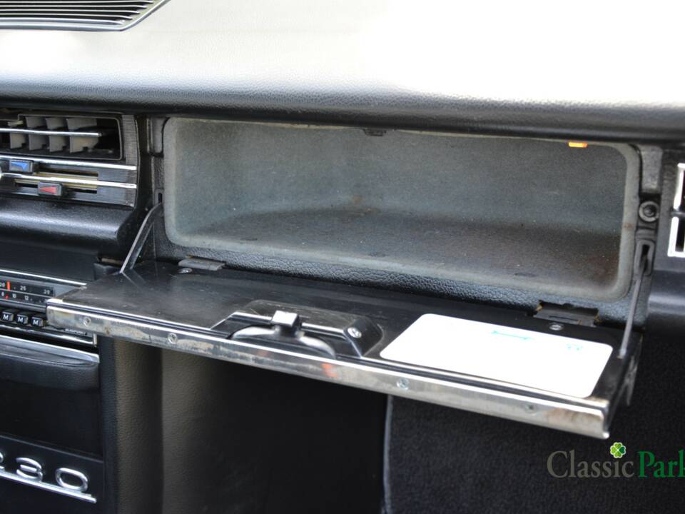 Bild 34/50 von Mercedes-Benz 230/6 (1973)