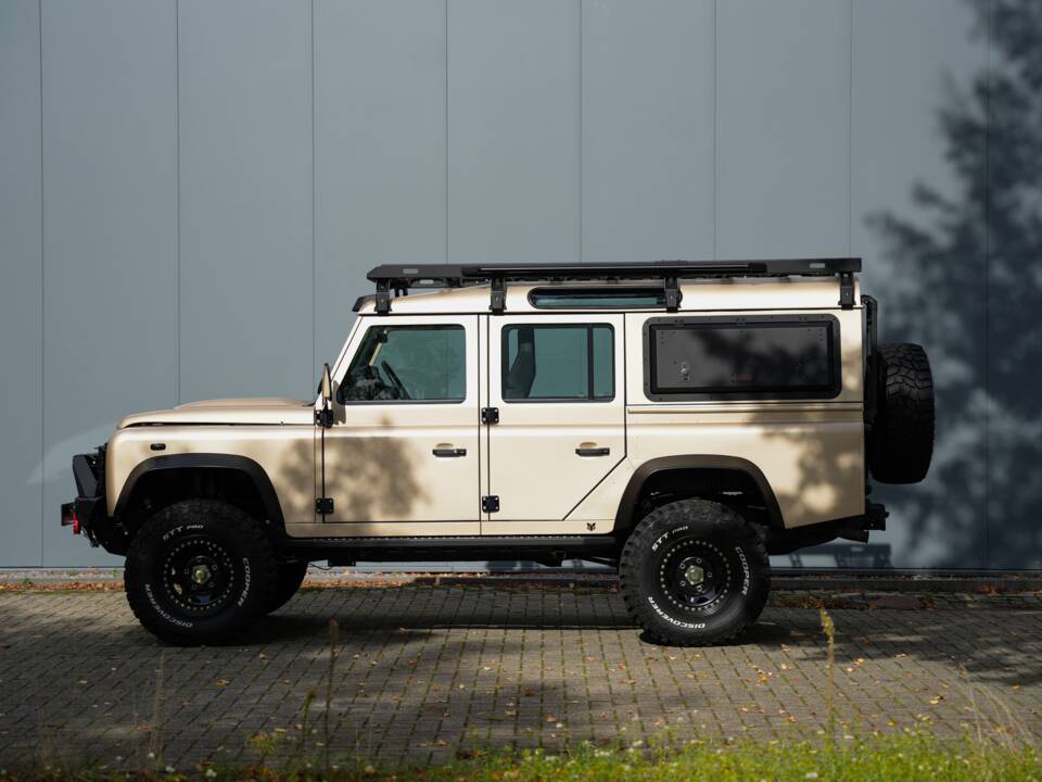 Bild 1/58 von Land Rover Defender 110 (2013)