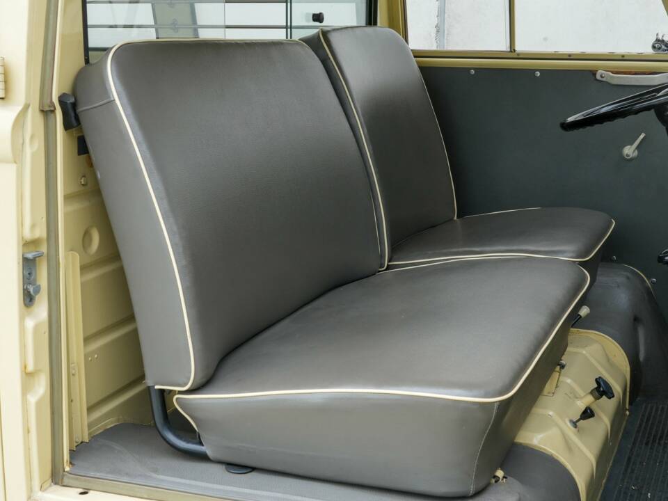 Bild 15/37 von Volkswagen T1 Kastenwagen (1966)