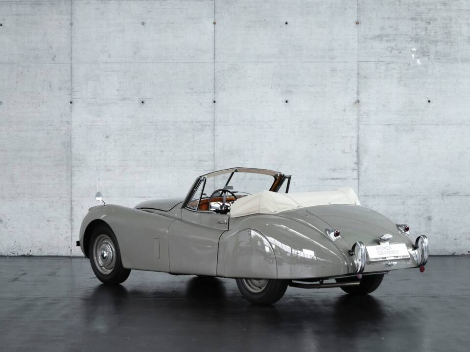Bild 3/50 von Jaguar XK 120 DHC (1953)