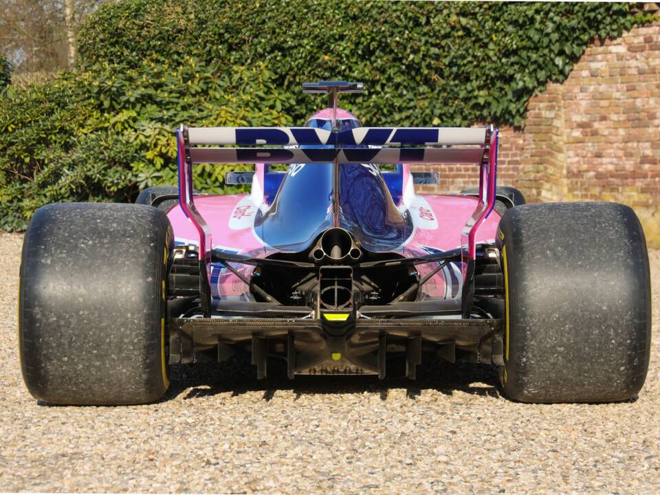 Image 5/48 of Force India VJM10 (2017)