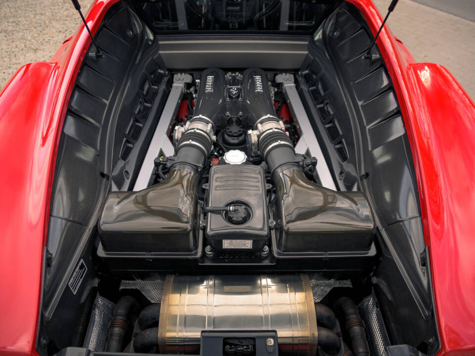 Bild 51/57 von Ferrari F 430 Scuderia (2009)