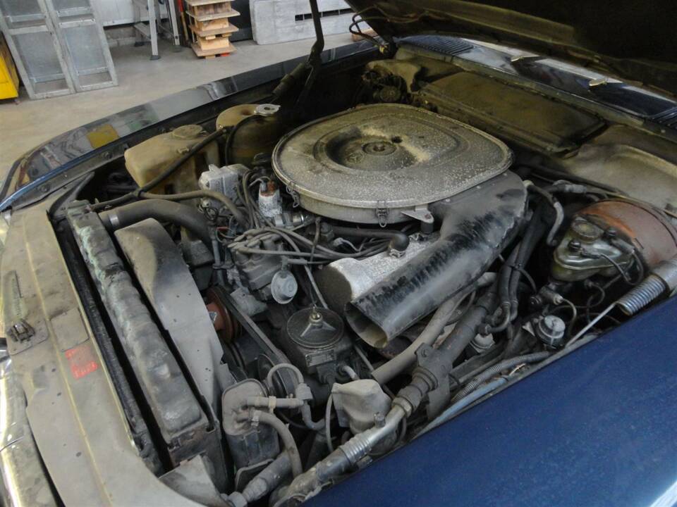 Image 30/50 of Mercedes-Benz 380 SL (1982)