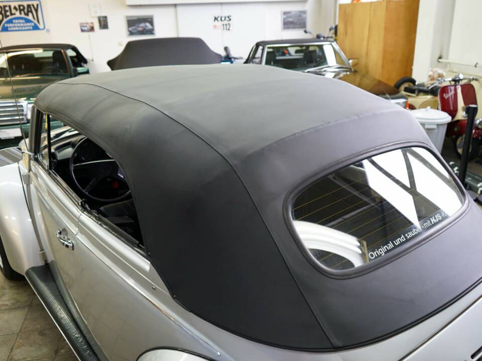 Immagine 12/31 di Volkswagen Käfer 1303 LS (1979)