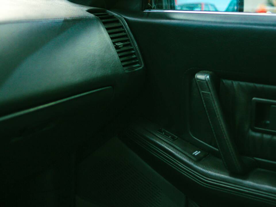 Image 31/46 of Nissan 300 ZX Turbo (1989)