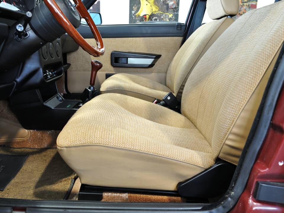 Bild 25/50 von Alfa Romeo Giulietta 1.8 (1985)