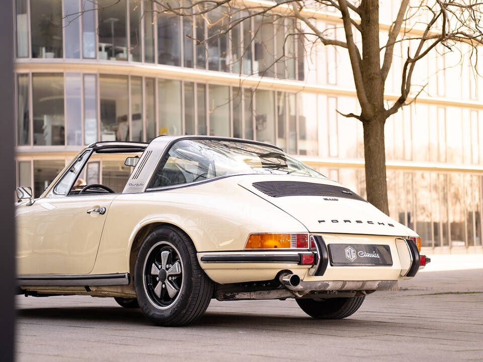 Image 7/62 of Porsche 911 2.4 T (1973)